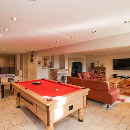 12 St Hilda's * 惠特比