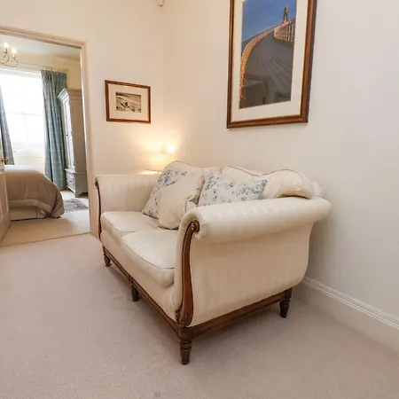 12 St Hilda's Whitby