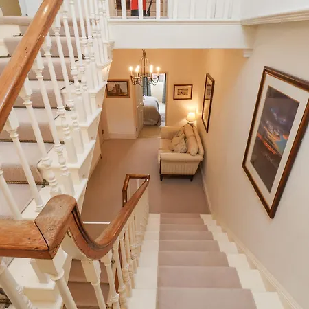 度假居 12 St Hilda's 惠特比