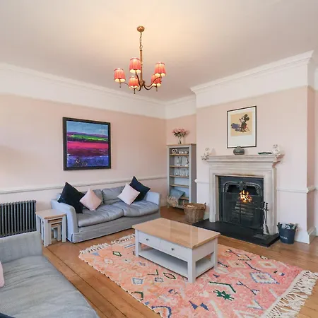 12 St Hilda's Сasa de vacaciones *