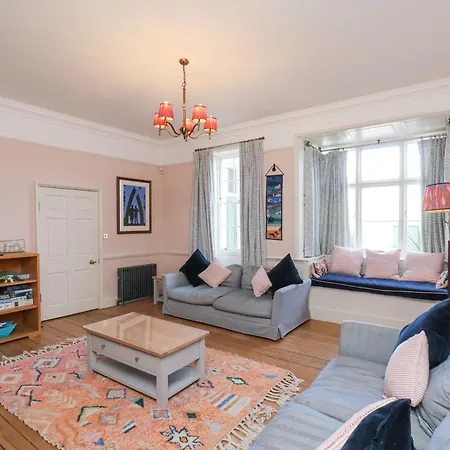 Holiday home 12 St Hilda's *