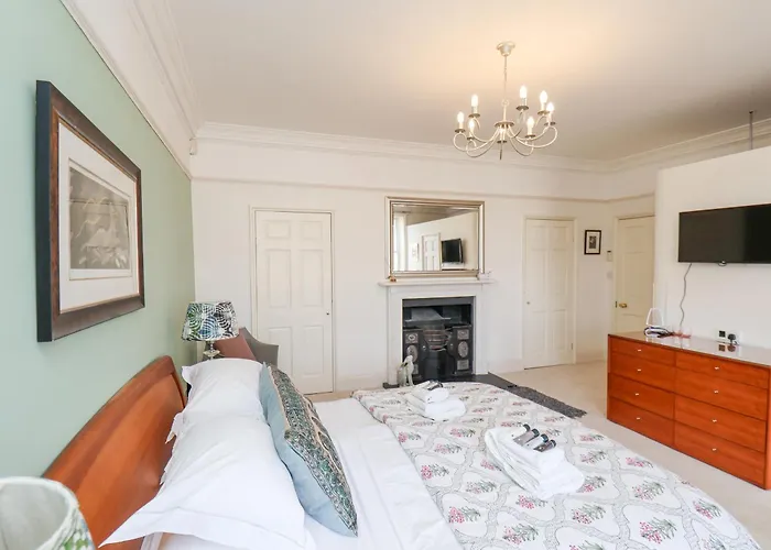 بيت للعطل 12 St Hilda's *