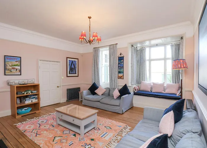 بيت للعطل 12 St Hilda's *